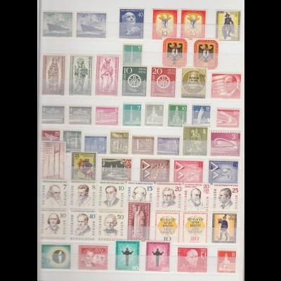 Berlin Sammlung 1955-1990 postfrisch 30 Jahre komplett im im Steckbuch