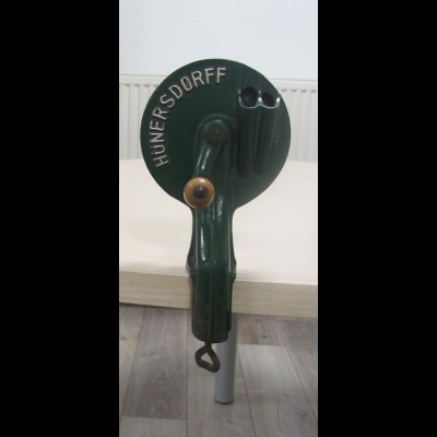 Bohnenschneider Bohnenschnippler Hünersdorff grün Vintage Metallguß