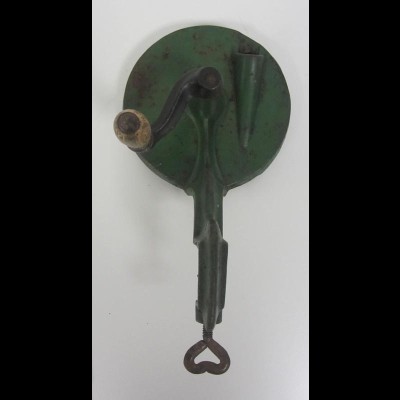 Bohnenschneider Bohnenschnippler grün Vintage 1 Einführung Metallguß /10