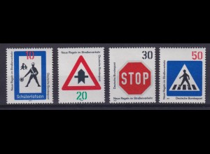 Bund 665-668 Neue Regeln im Straßenverkehr 10 Pf, 20 Pf, 30 Pf , 50 Pf **